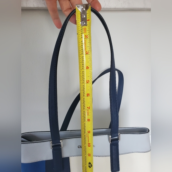 Calvin Klein tote bag. - Picture 14 of 16